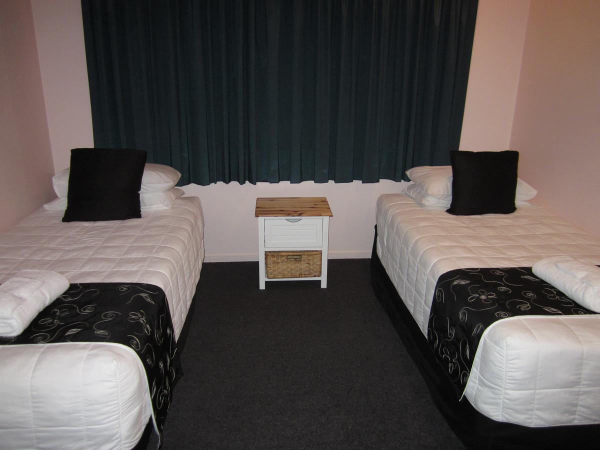 Kiwi Court Motel Hawera Exterior foto