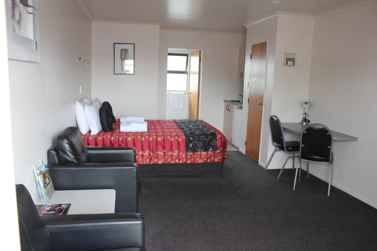 Kiwi Court Motel Hawera Exterior foto