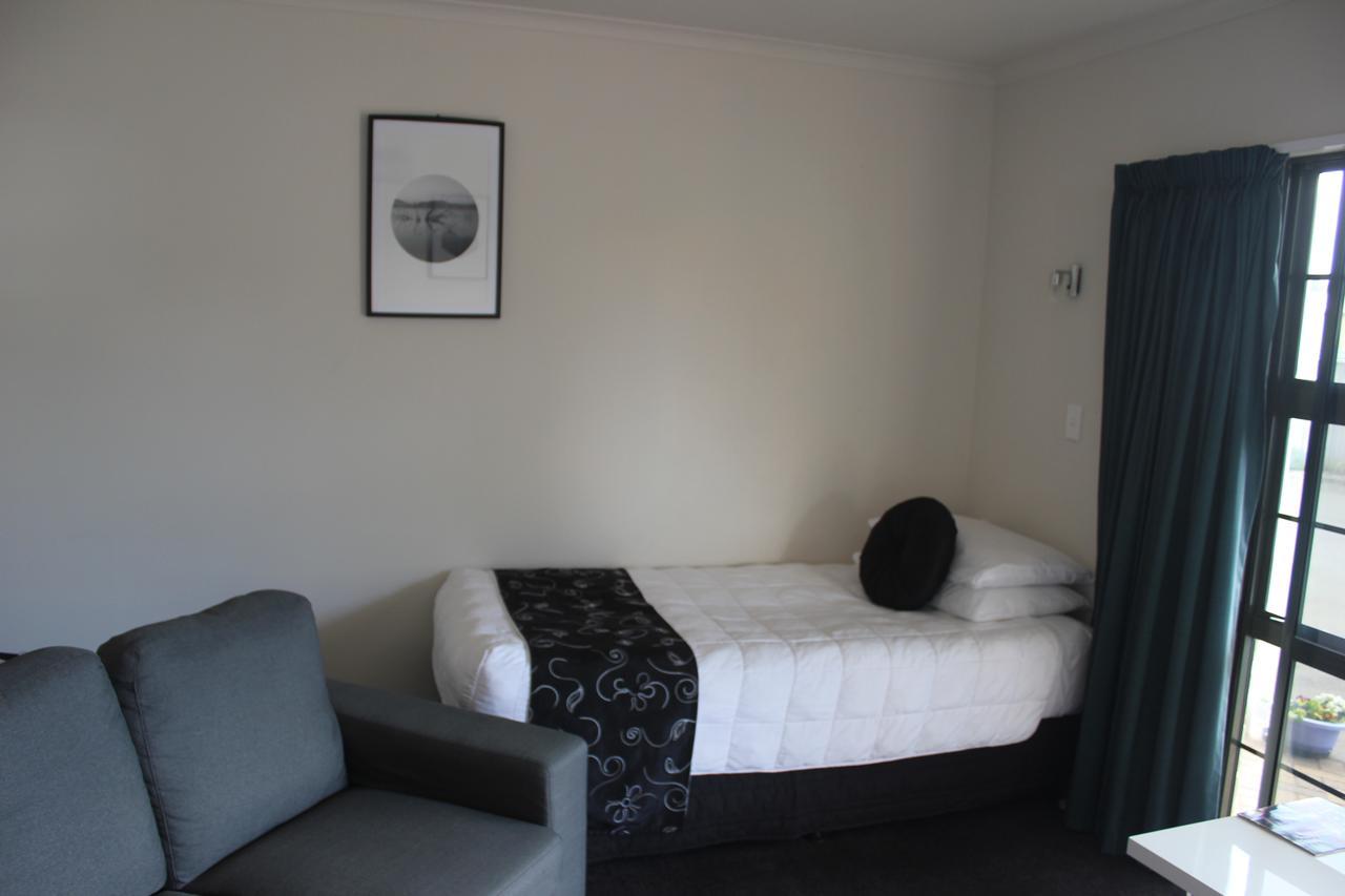 Kiwi Court Motel Hawera Exterior foto
